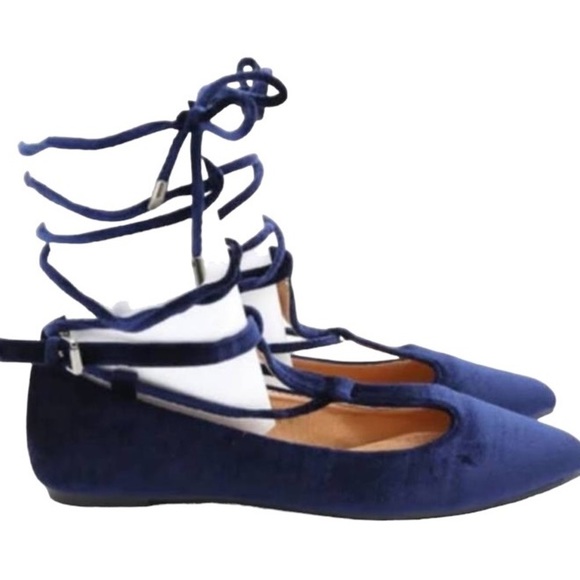 NWT In Box Yoki Navy Urban Flats With Ankle Wrap Velour Ballet Style Shoes - Picture 2 of 8
